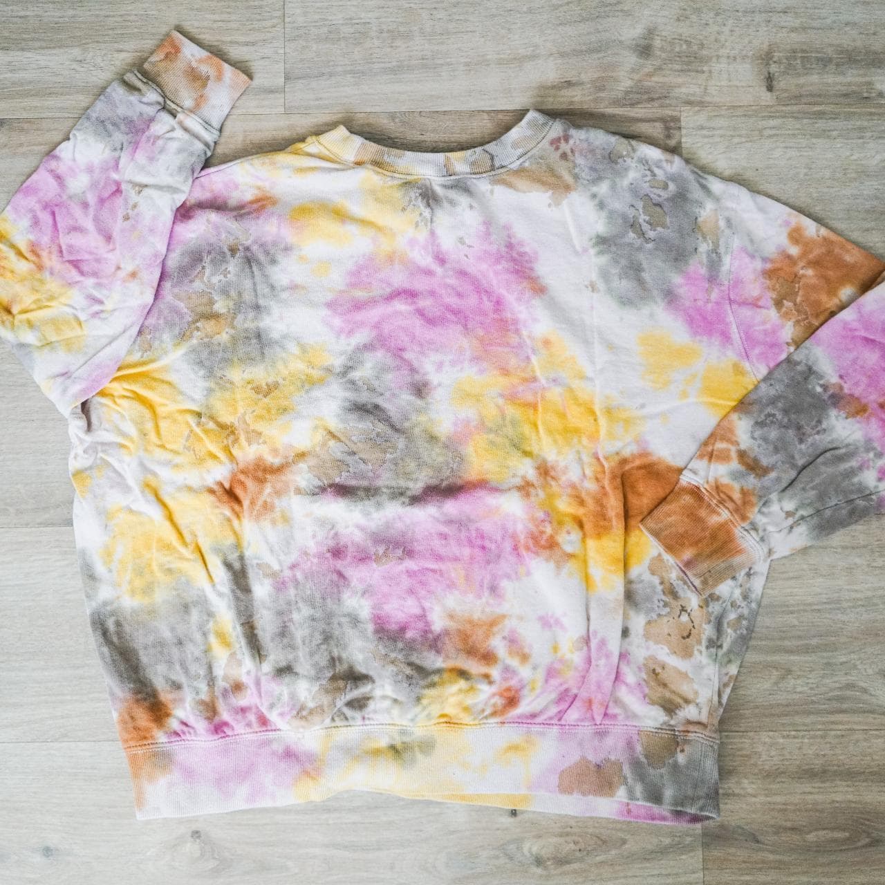 Oversized tie-dye crewneck in women's medium. Grey, yellow, orange, and pink all over dye with elastic cuffs. - Thumbnail 4