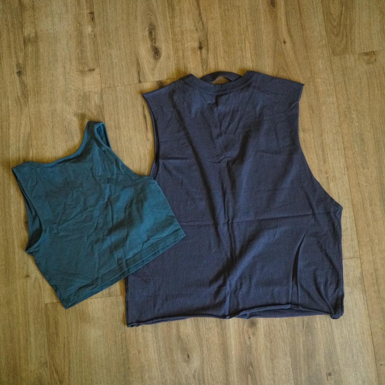 Grey crop top two-pack from #Forever21 and Nordstrom's BP. Women's sizes are medium and large. - Thumbnail 3