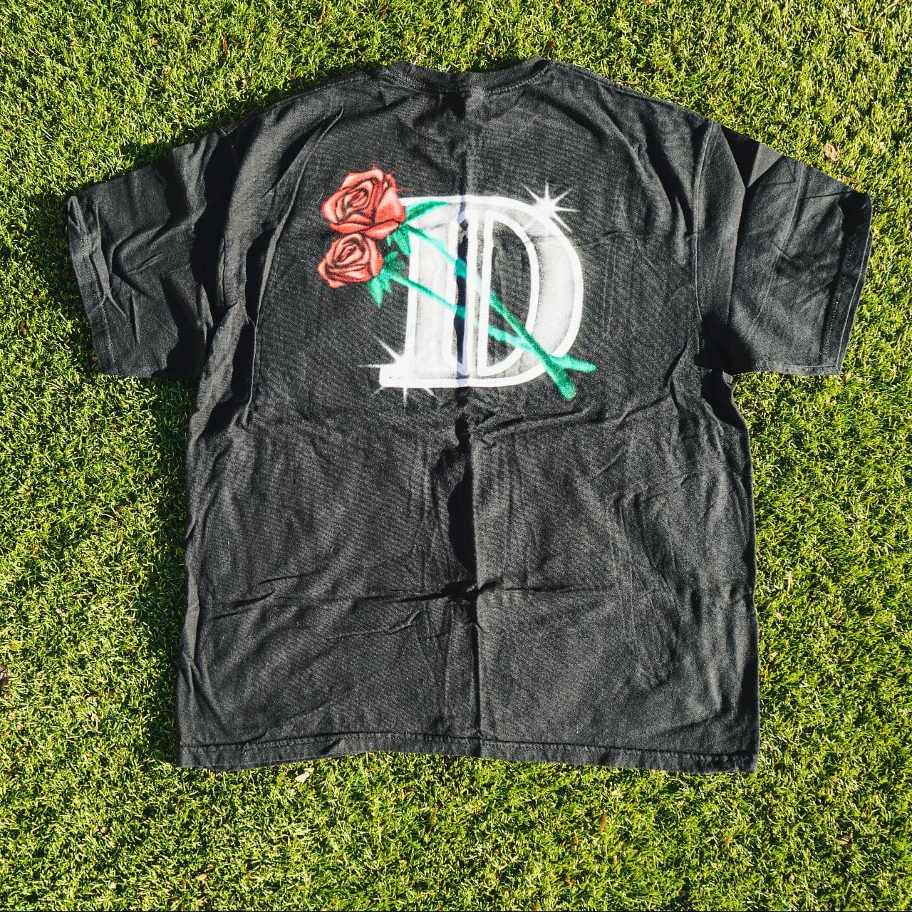 Big Sean "Detroit 2" album tee with airbrushed style graphics on the front and back. Size Adult Large 🌹 - Thumbnail 3