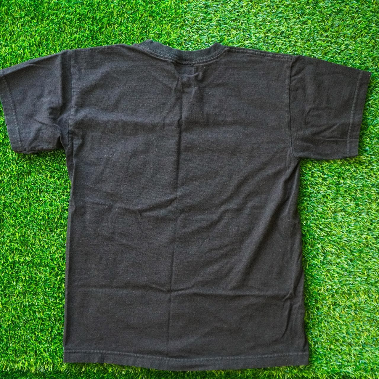 Fortune logo tee in black and white. Features logo on front and logo tag on sleeve, blank back. Adult size Medium 🦴 - Thumbnail 4