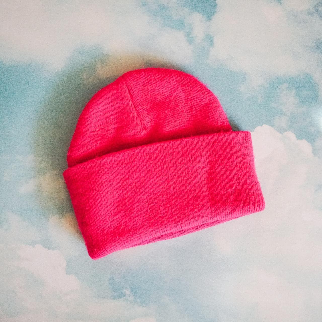 Philadelphia Phillies #MLB beanie in hot pink. The hat features Phillies team logo embroidered on one side. Great condition with gold accents. One size fits all. - Thumbnail 2
