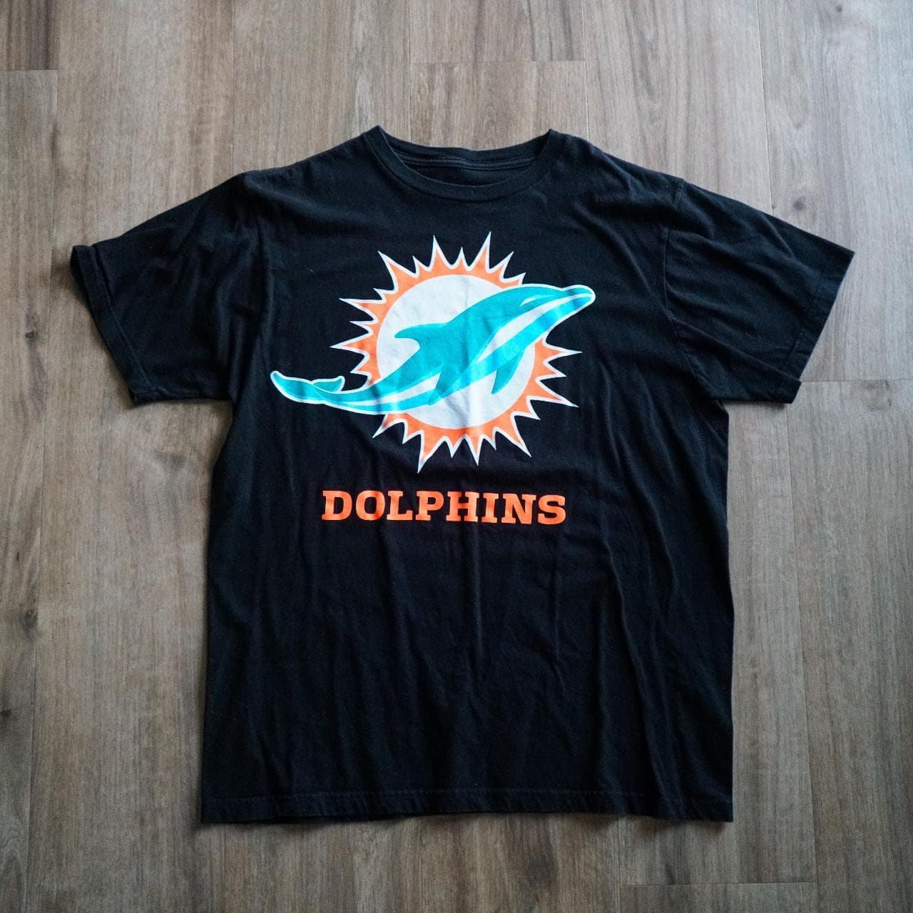 NFL Miami #Dolphins tee with full-color logo on the front 🐬 Size adult medium.