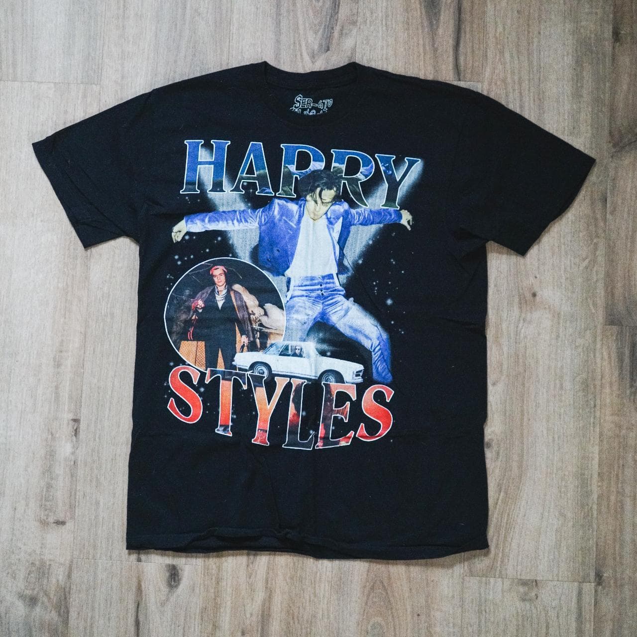 Sergio Calabasas Harry Styles tee in black with a full-color graphic on the front. Size adult large 🎒 #OneDirection #TourMerch