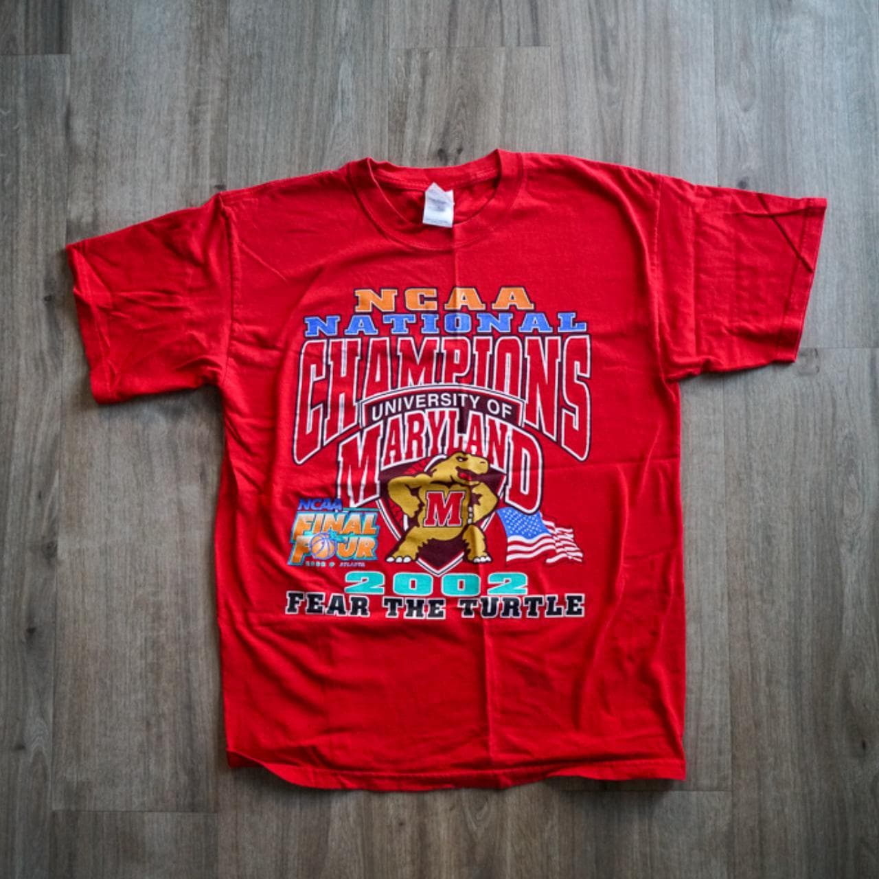Vintage 2002 #NCAA Basketball Championship tee in red. Full-color graphic on the front. Size adult large 🏀