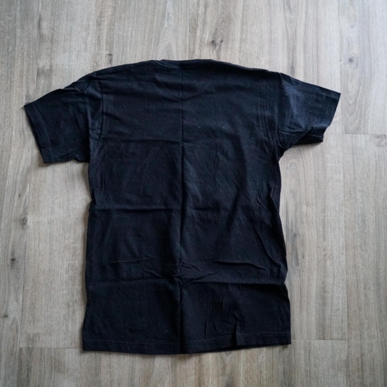 Dark Side #Darth Vader #StarWars tee in black with graphic on front. Size adult medium 🚀 - Thumbnail 4