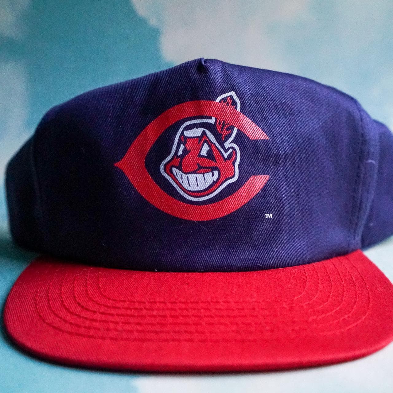 Cleveland Indians #MLB baseball cap 🧢 Snap closure with local logo on the back and team logo screen-printed on the front. Soft structured hat with red underbrim. - Thumbnail 2