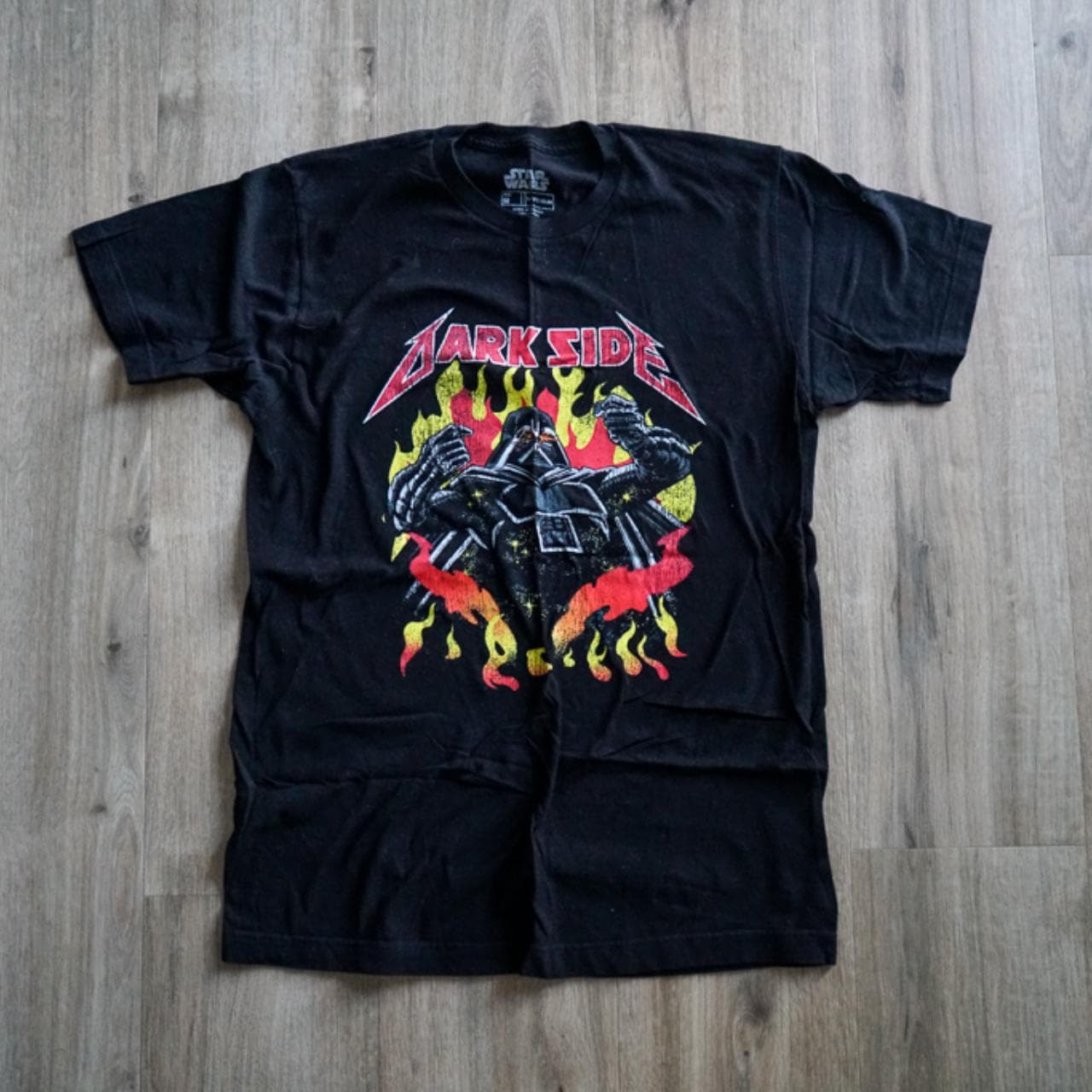 Dark Side #Darth Vader #StarWars tee in black with graphic on front. Size adult medium 🚀