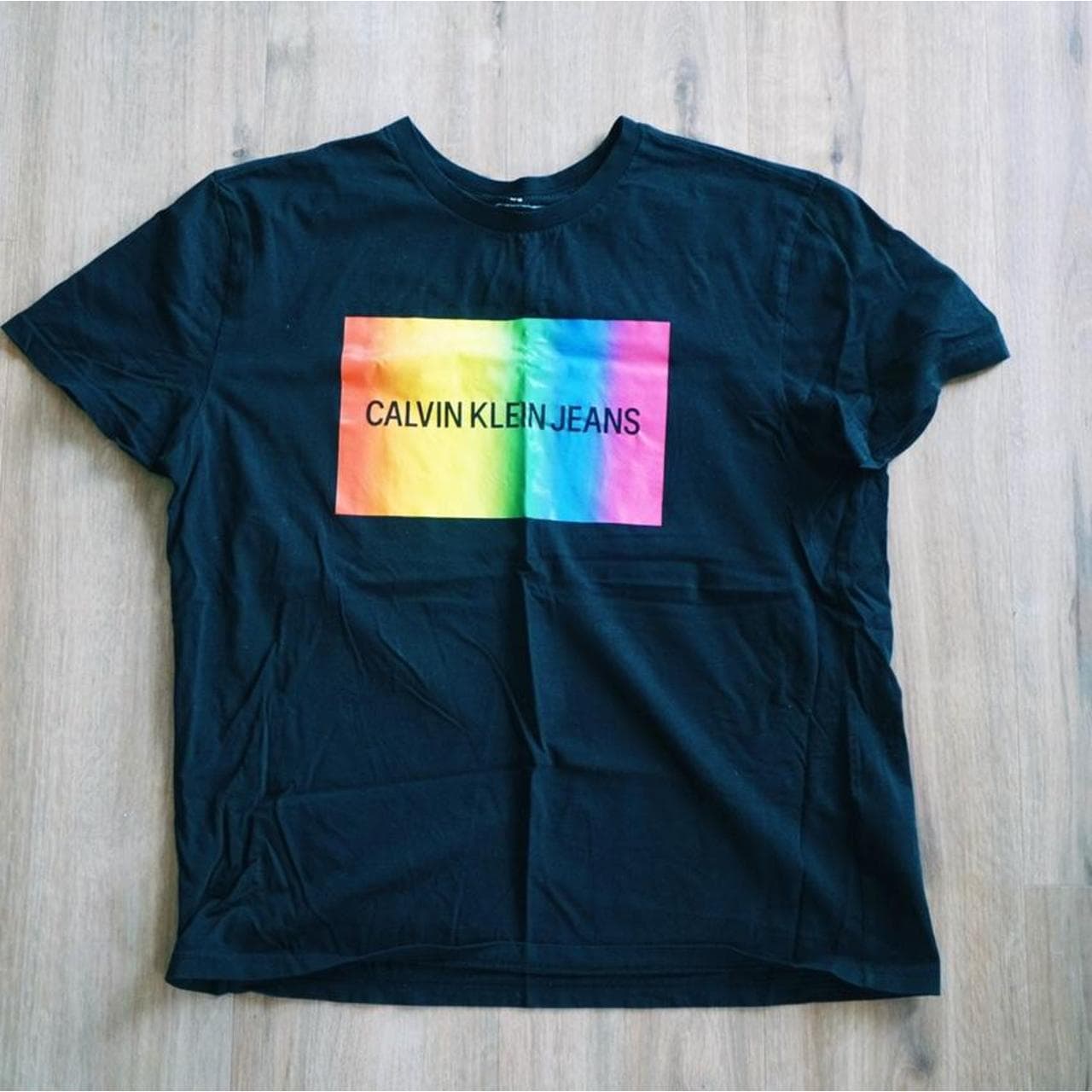 #CalvinKlein #Pride tee with front graphic. Size L.