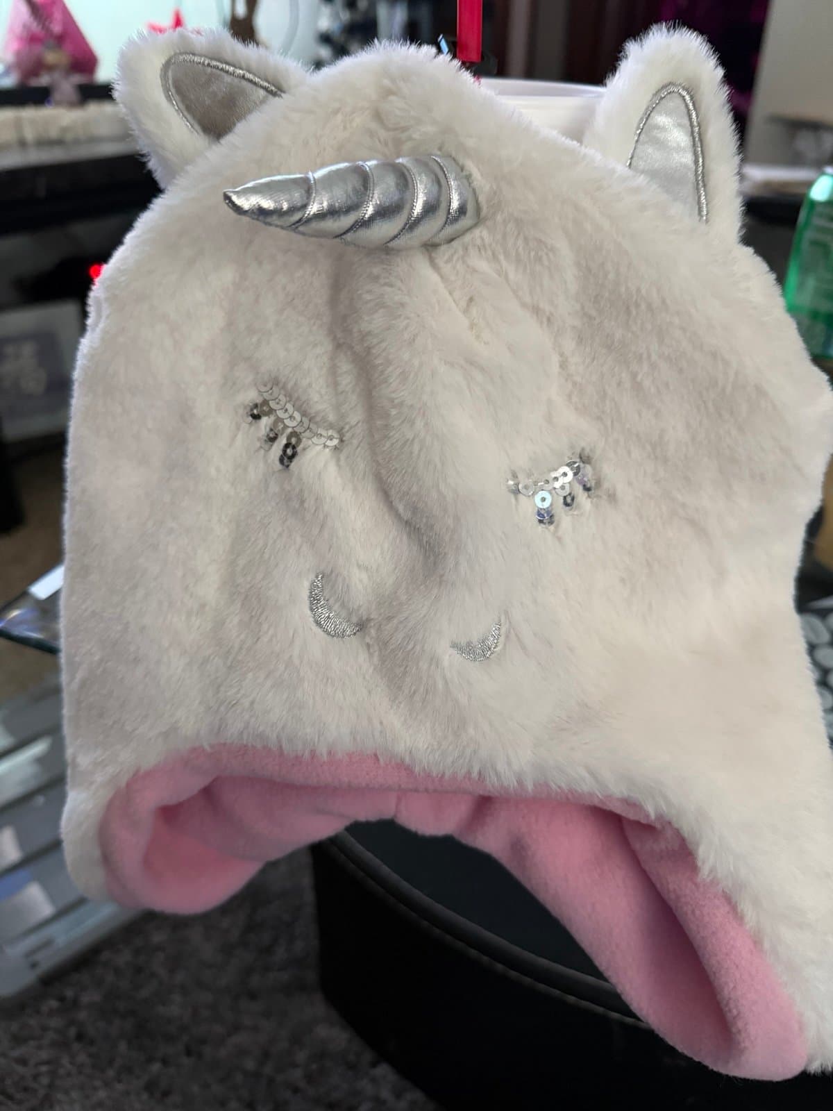 Unicorn infant/toddler hat and mittens.