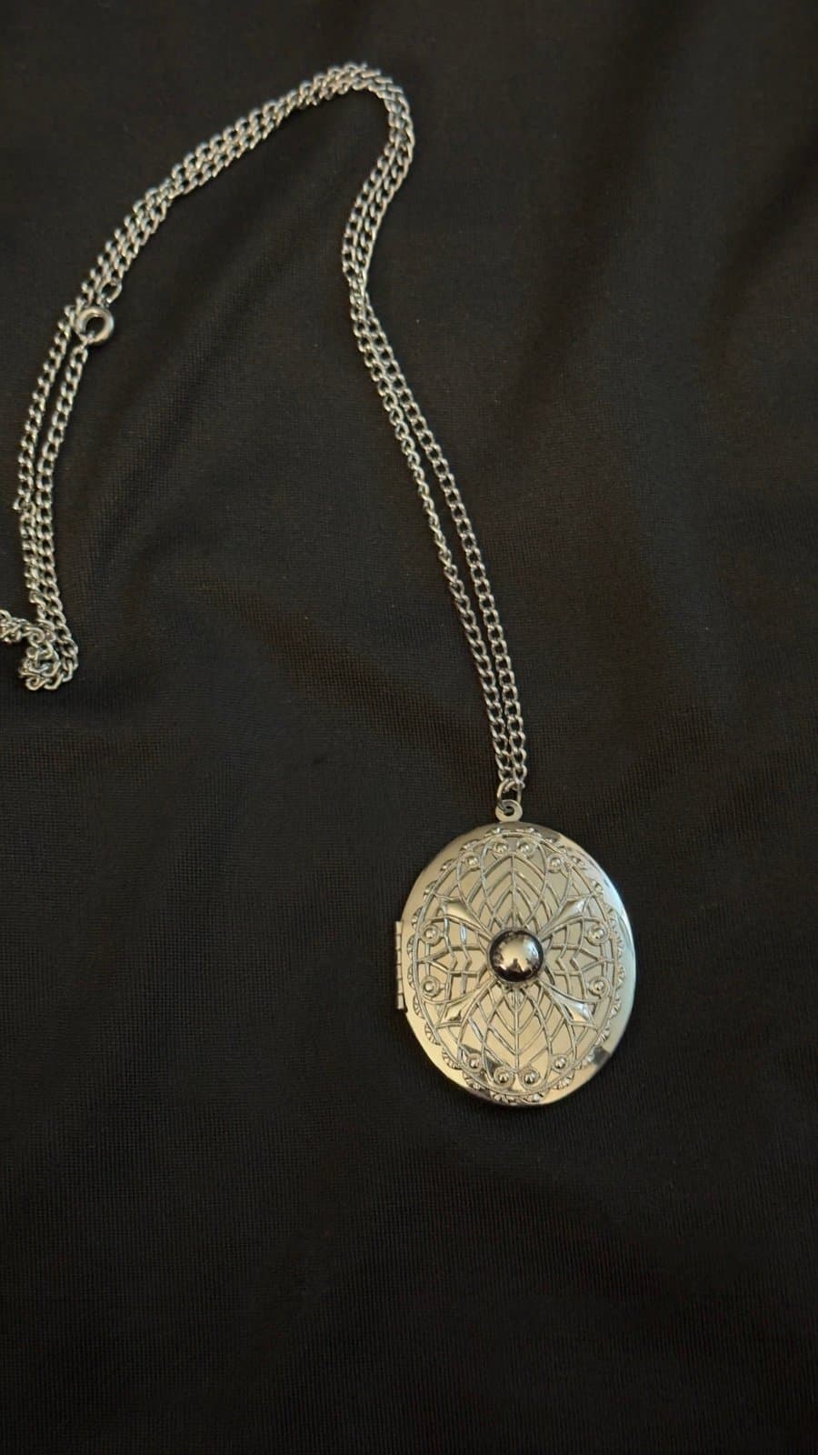 Vintage filigree Locket