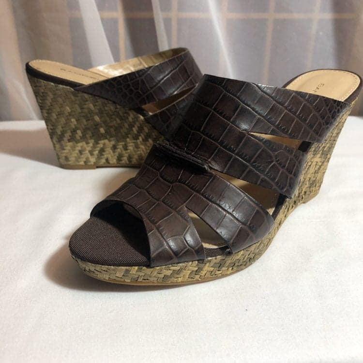 Bandolino Avarrnah wedges NWT