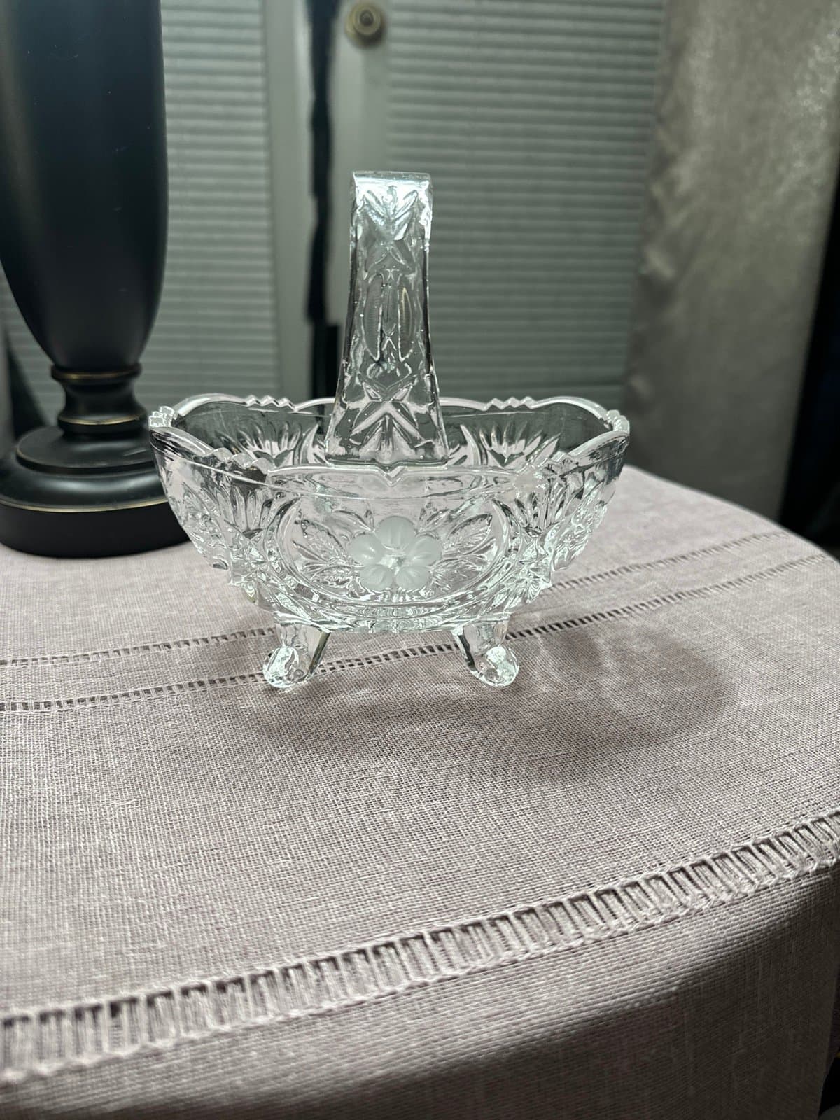 vintage claws footed candy dish basket