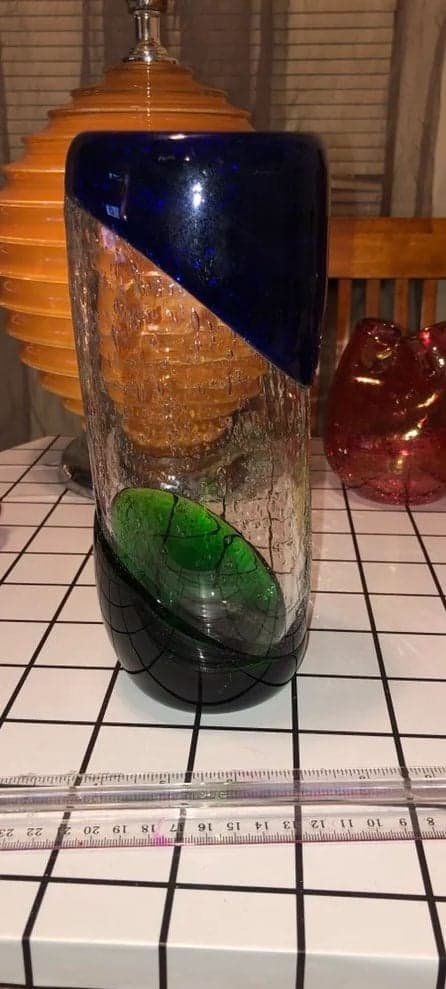 Glass vase