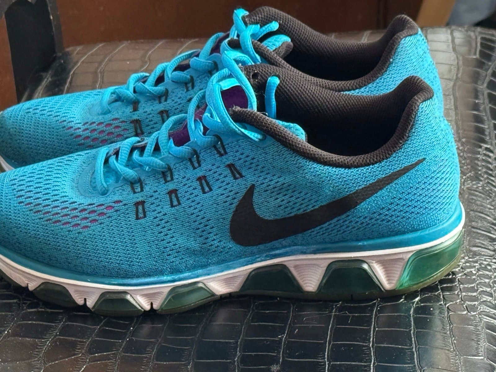 Nike Tailwind 8