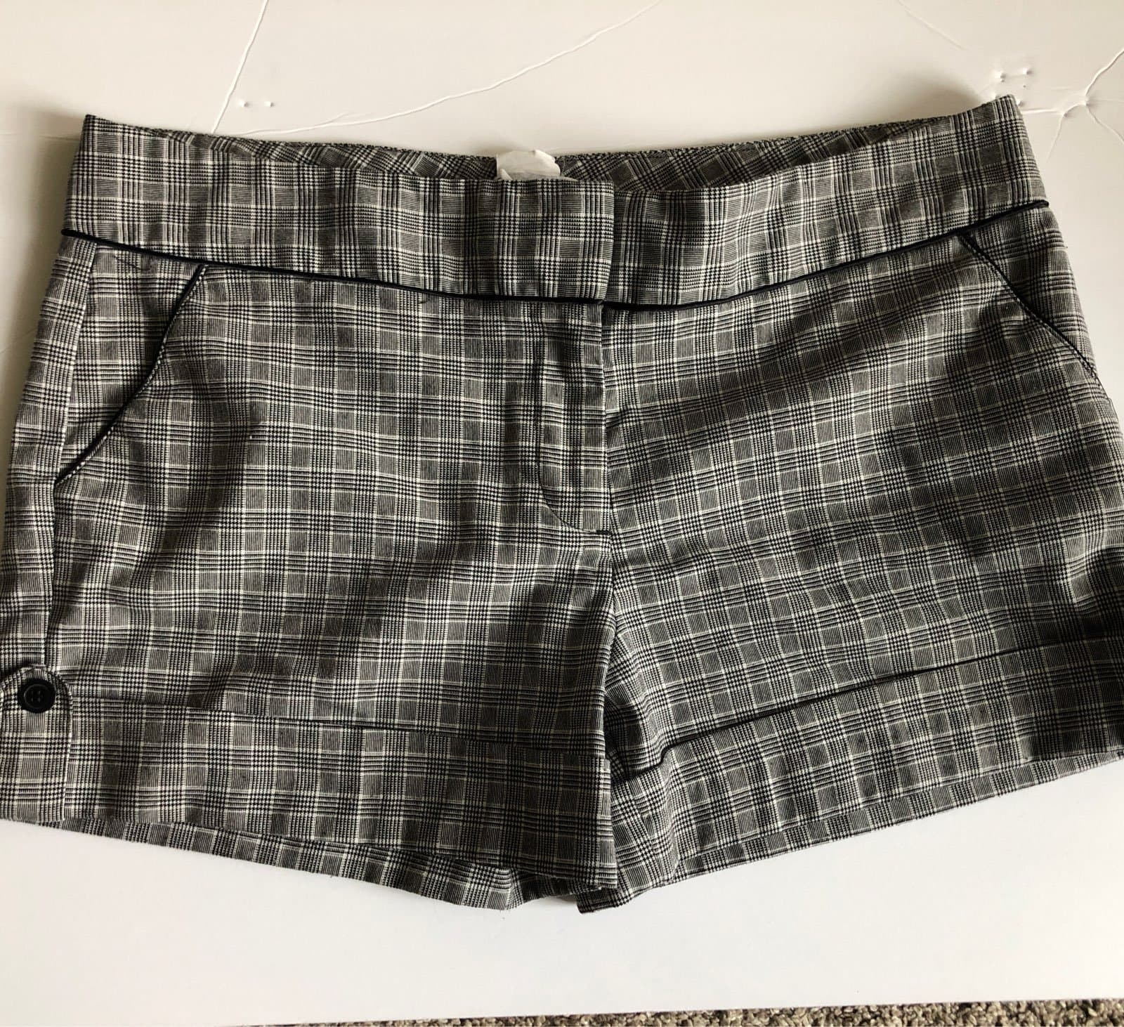 womens golf shorts