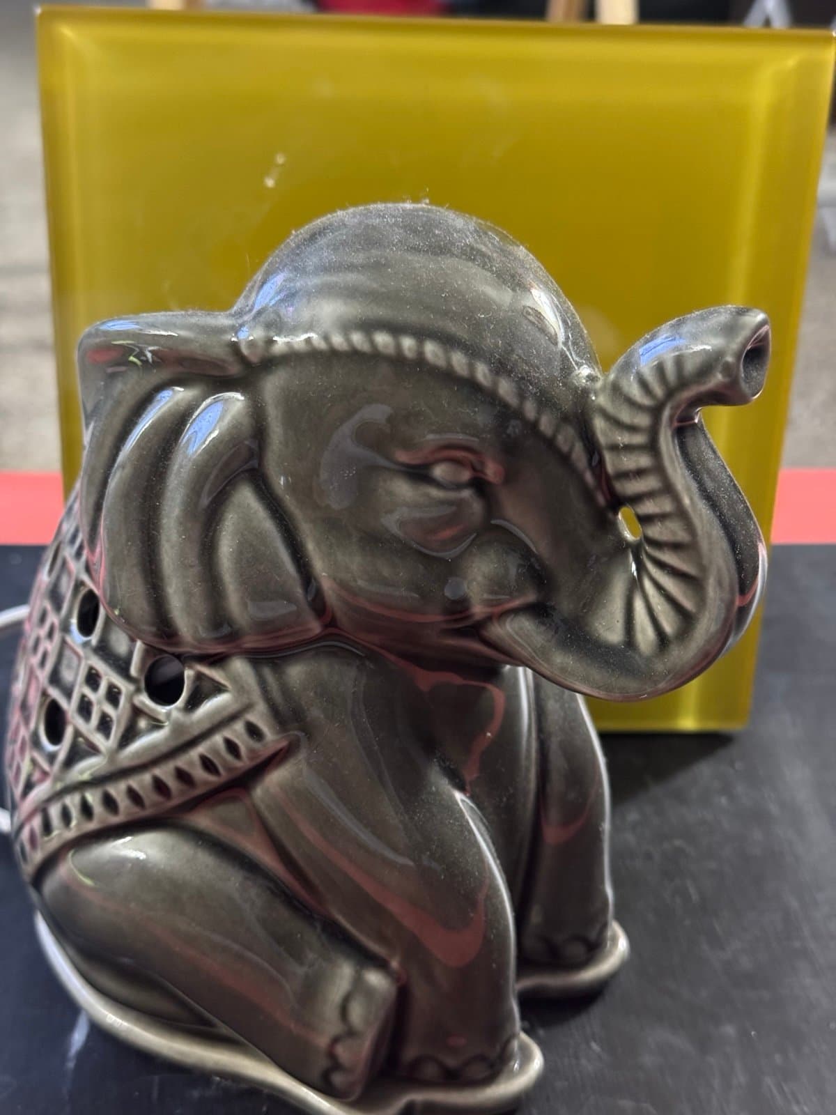 Elephant potpourri/wax burner