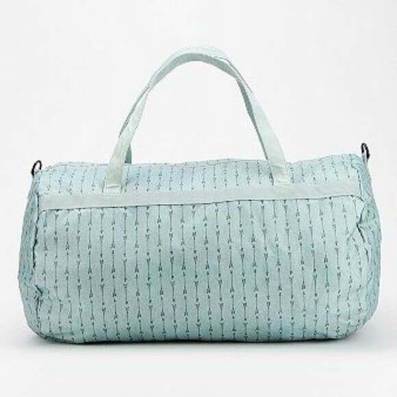 BDG Lightweight Nylon Arrow Print Duffle Bag – Foldable & Travel-Ready​ - Thumbnail 7