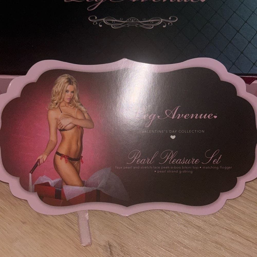 Leg Avenue faux Pearl lingerie Set​ - Thumbnail 6