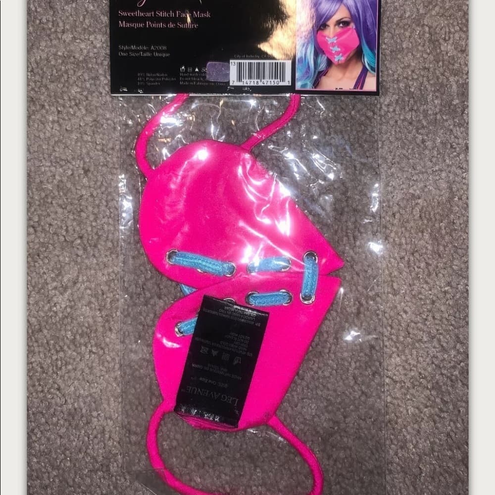 Sweetheart Lace up Pink Face Mask​ - Thumbnail 2