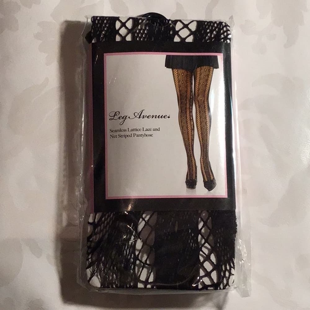 Leg Avenue Black Lattice Lace & Fishnet Striped Pantyhose – One Size