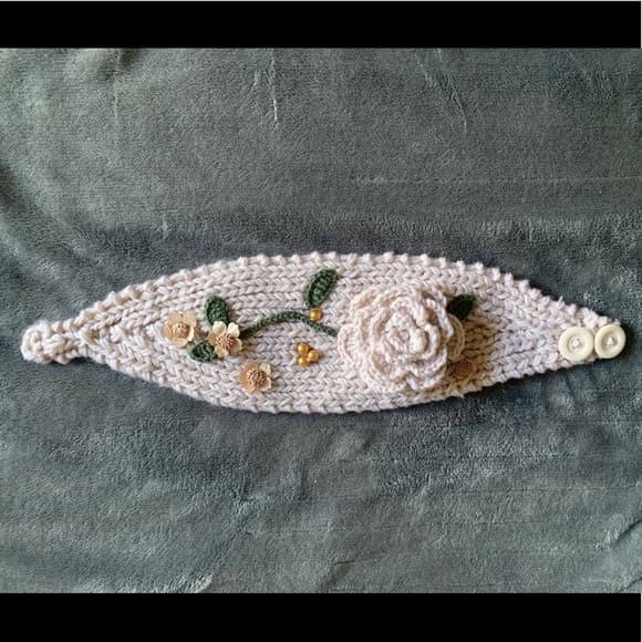 Chunky Flower and Gem Tie Headwrap​ - Thumbnail 6