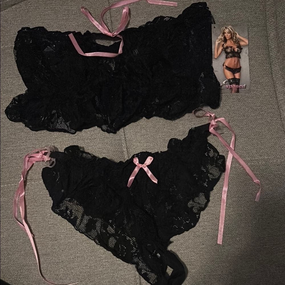Black Lace Crop Top & Short Set​ - Thumbnail 2
