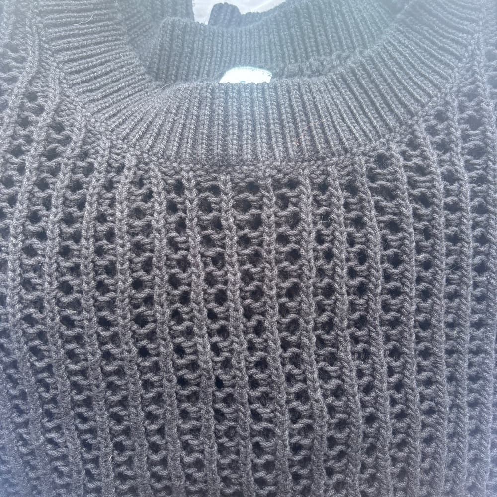 Old Navy Black Crew Neck Sweater Chunky Knit - Thumbnail 3