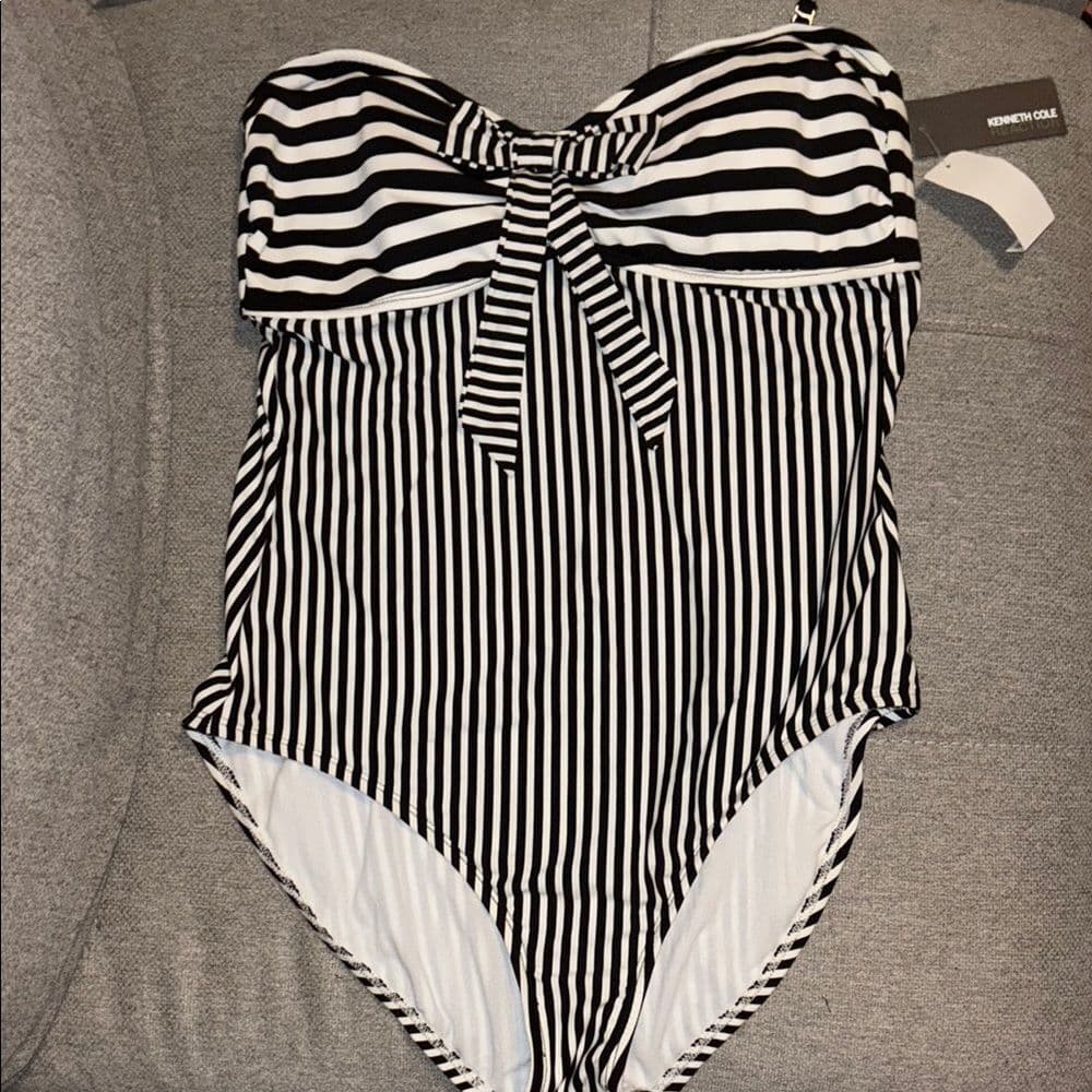 Kenneth Cole Black White Striped One Piece Swimsuit Bow Detail Size XL - Thumbnail 3