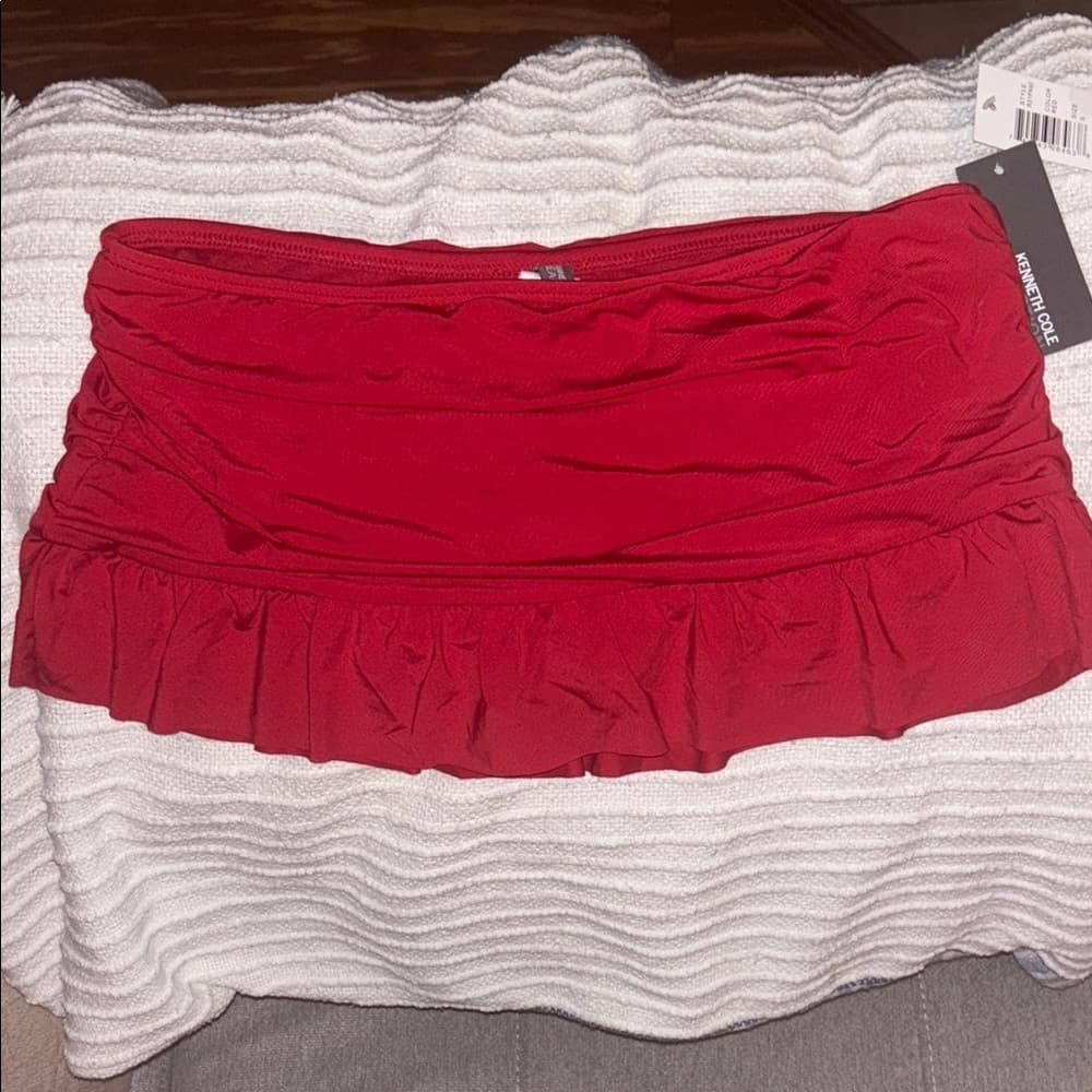 Kenneth Cole Reaction: Red Ruched Ruffle Skirted Bikini Bottom - Thumbnail 7