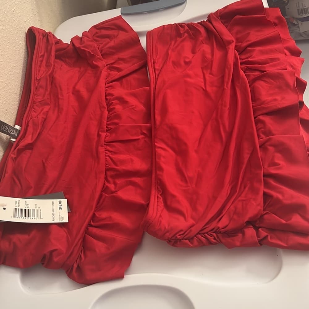 Kenneth Cole Reaction: Red Ruched Ruffle Skirted Bikini Bottom - Thumbnail 6