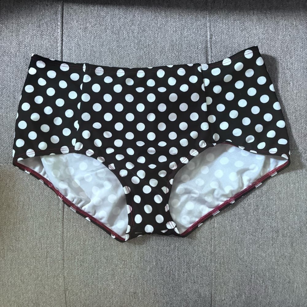 Lolita Girl Retro Pin-Up Bikini – Black White Polka Dot 2-Piece Swimsuit​ SMALL - Thumbnail 3