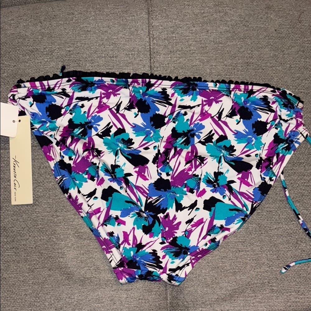 Kenneth Cole New York: Side Tunnel Hipster Bikini Bottom - Abstract FloraL