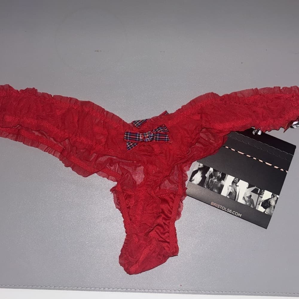 Bristol Six Plaid Nippies & Red Thong Set - Thumbnail 2