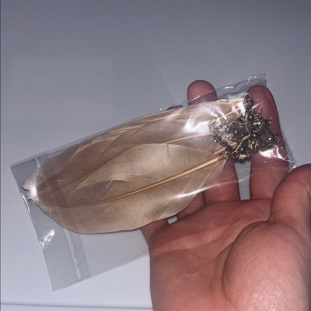 All The Rage Triple Feather Crystal Earrings​ - Thumbnail 6