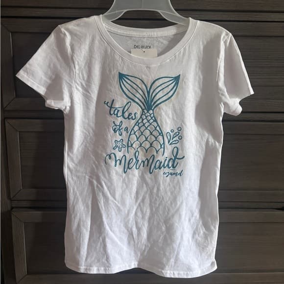 White and Blue Short Sleeve Tee with Mermaid Design - Thumbnail 7