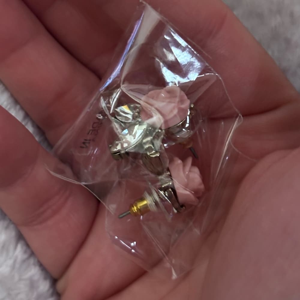 Pink Rose and Crystal Earrings - Thumbnail 2