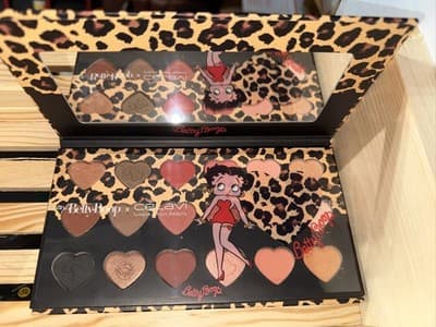 Betty Boop x Celavi Cheetahi's Kiss Face Palette 18 Colors Makeup - Thumbnail 2