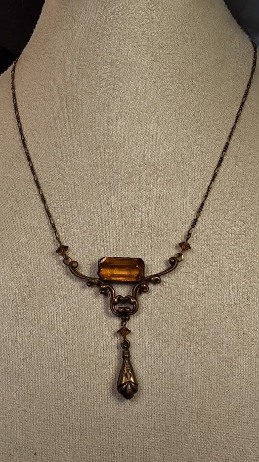 F42 Vintage Lake Katrine NY Art Deco - Edwardian Revival antiqued Brass and Amber Glass Lavalier Necklace