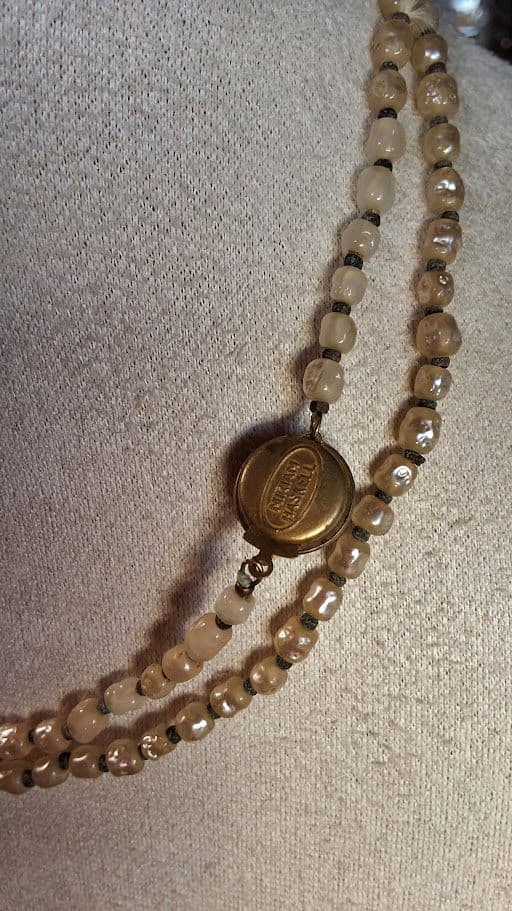 F41 VTG Miriam Haskell Signed Single Strand Faux Pearl Necklace Silver Spacers READ