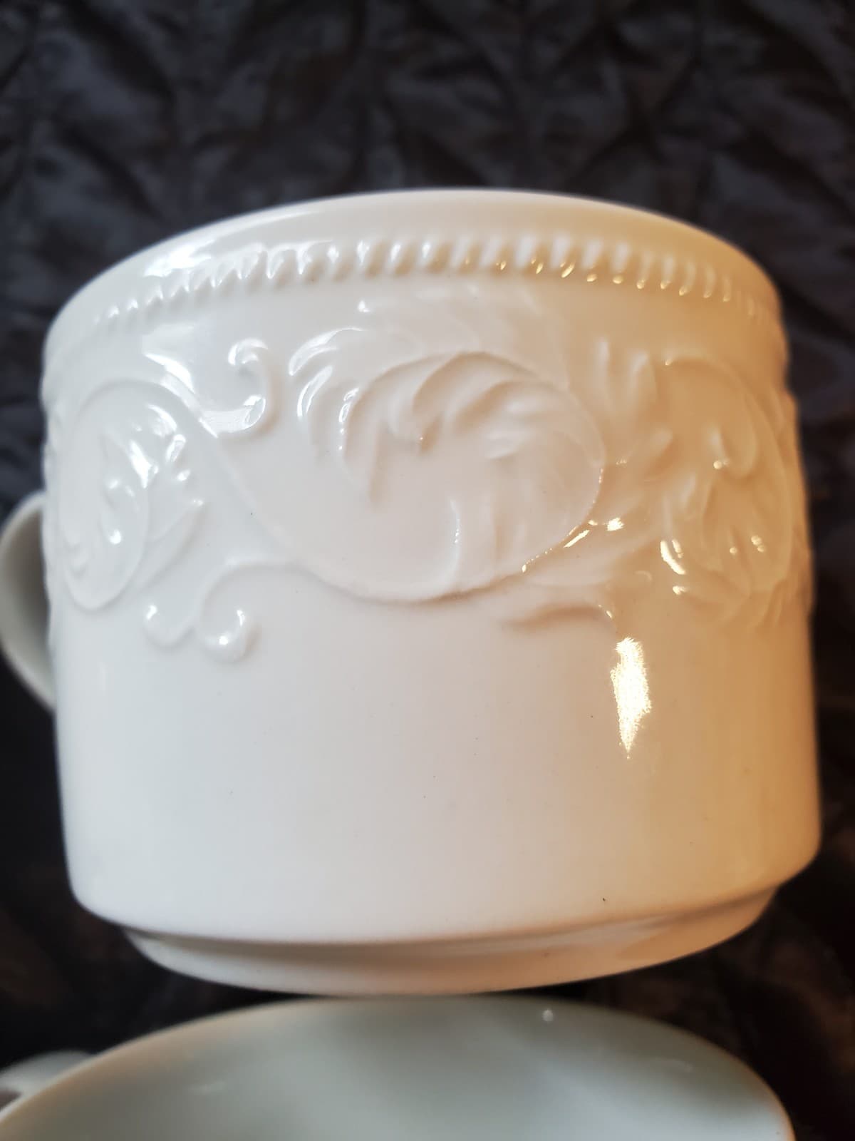 Farberware Alsace 4242 Porcelain coffee/tea cup set of 4 - Scroll leaves - Thumbnail 2