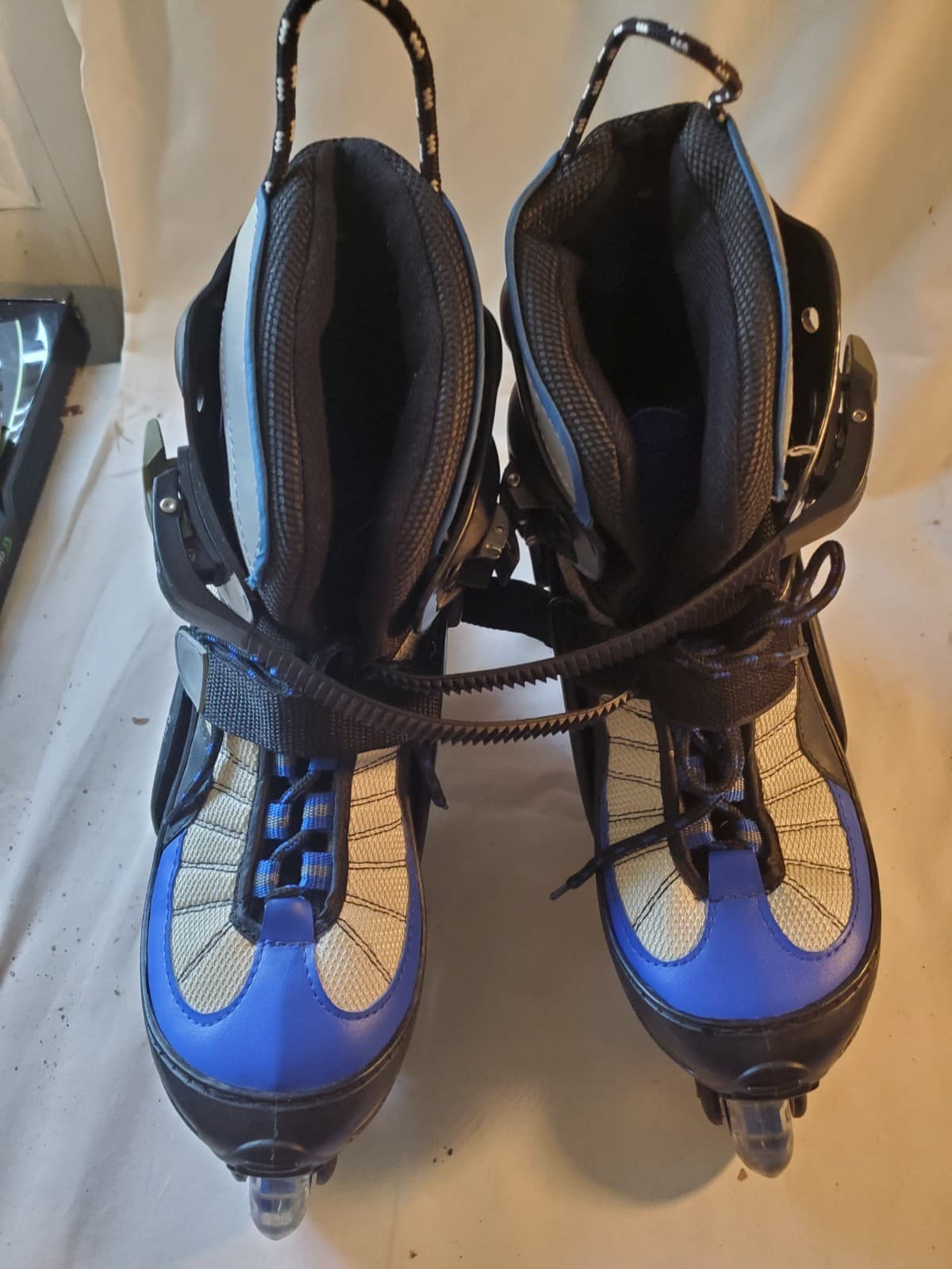 2XS Roller Blades Inline Skates Size 7 – Excellent Condition – With Travel Bag - Thumbnail 3