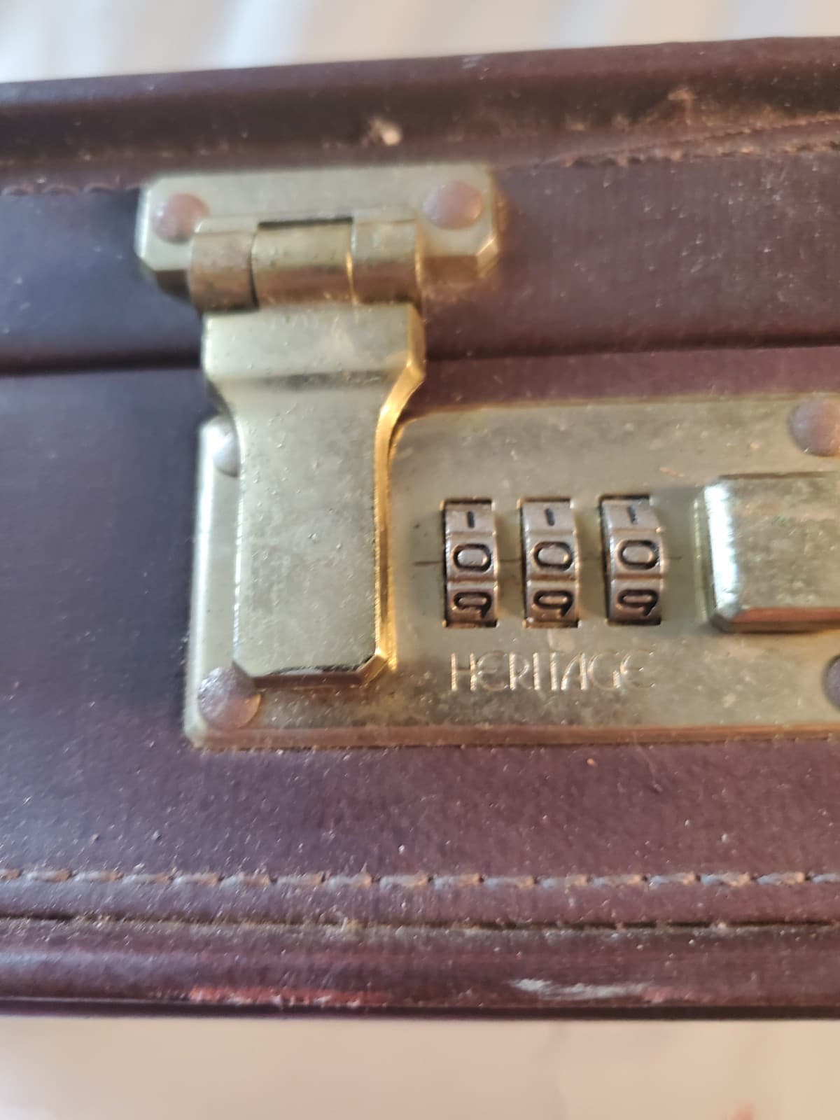 Vintage Heritage Industries Leather Briefcase Burgundy Attache Combo Lock 18" - Thumbnail 5