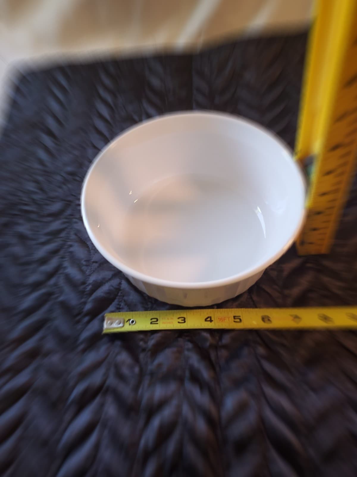 Vintage Corningware French White 2.5 & 1.6 litre Souffle/Casserole dish no lids - Thumbnail 3