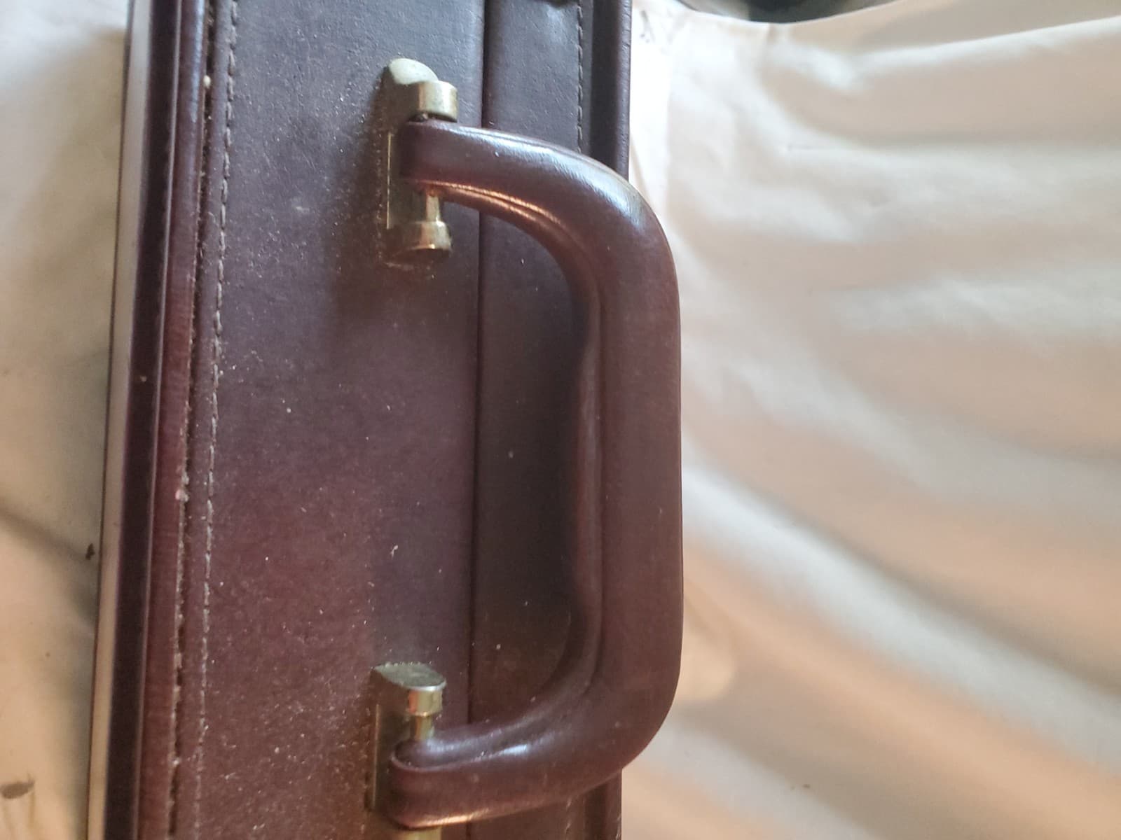 Vintage Heritage Industries Leather Briefcase Burgundy Attache Combo Lock 18" - Thumbnail 3