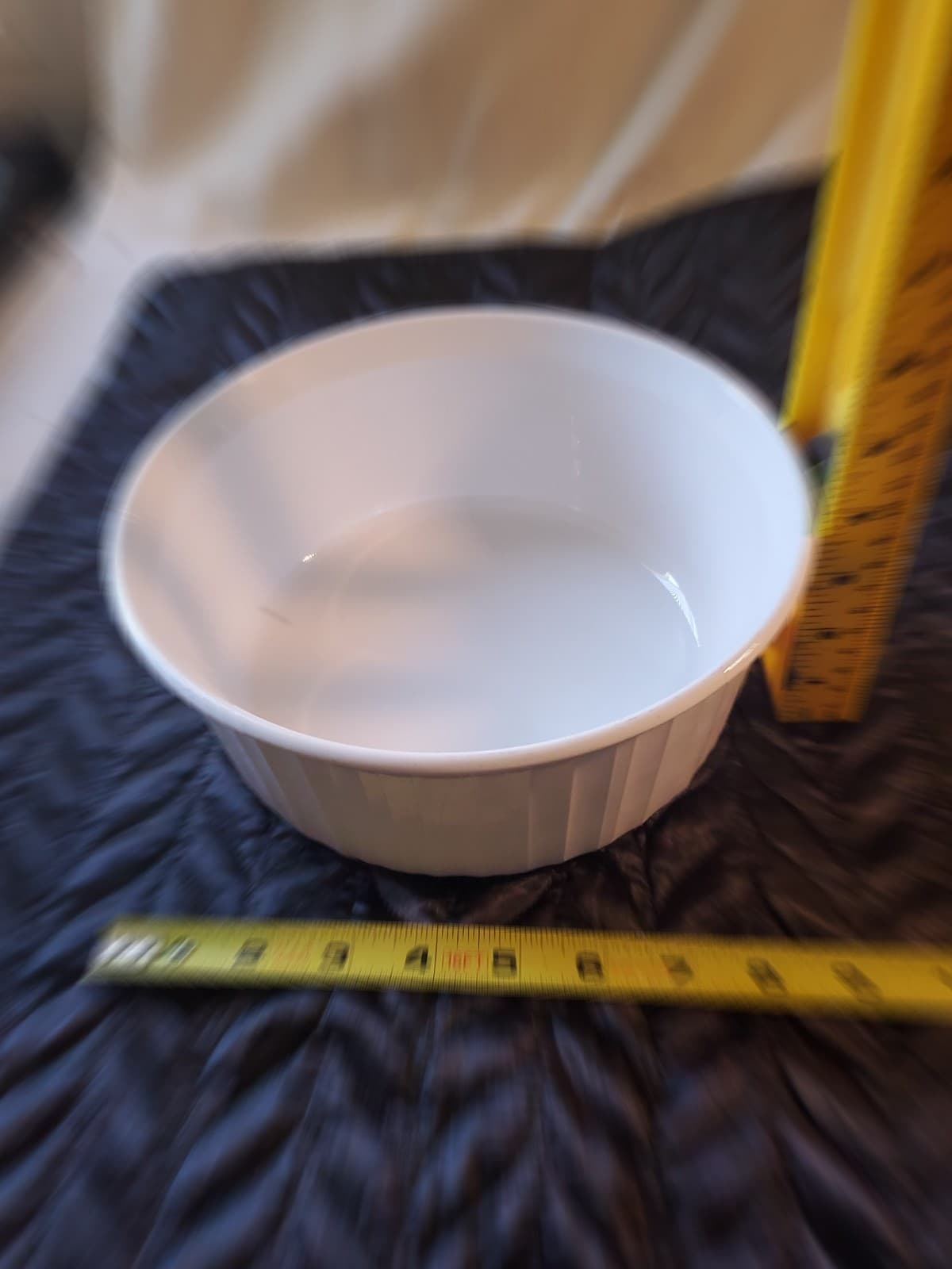 Vintage Corningware French White 2.5 & 1.6 litre Souffle/Casserole dish no lids - Thumbnail 2