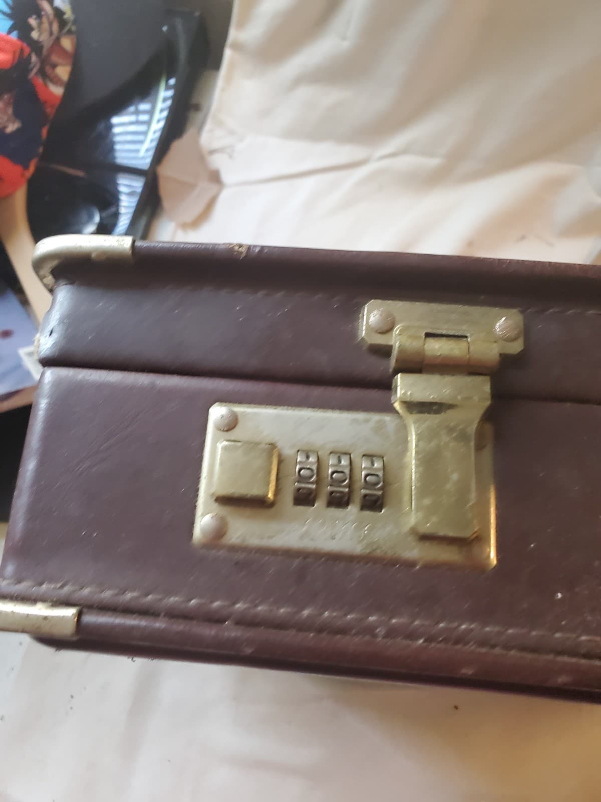 Vintage Heritage Industries Leather Briefcase Burgundy Attache Combo Lock 18" - Thumbnail 6