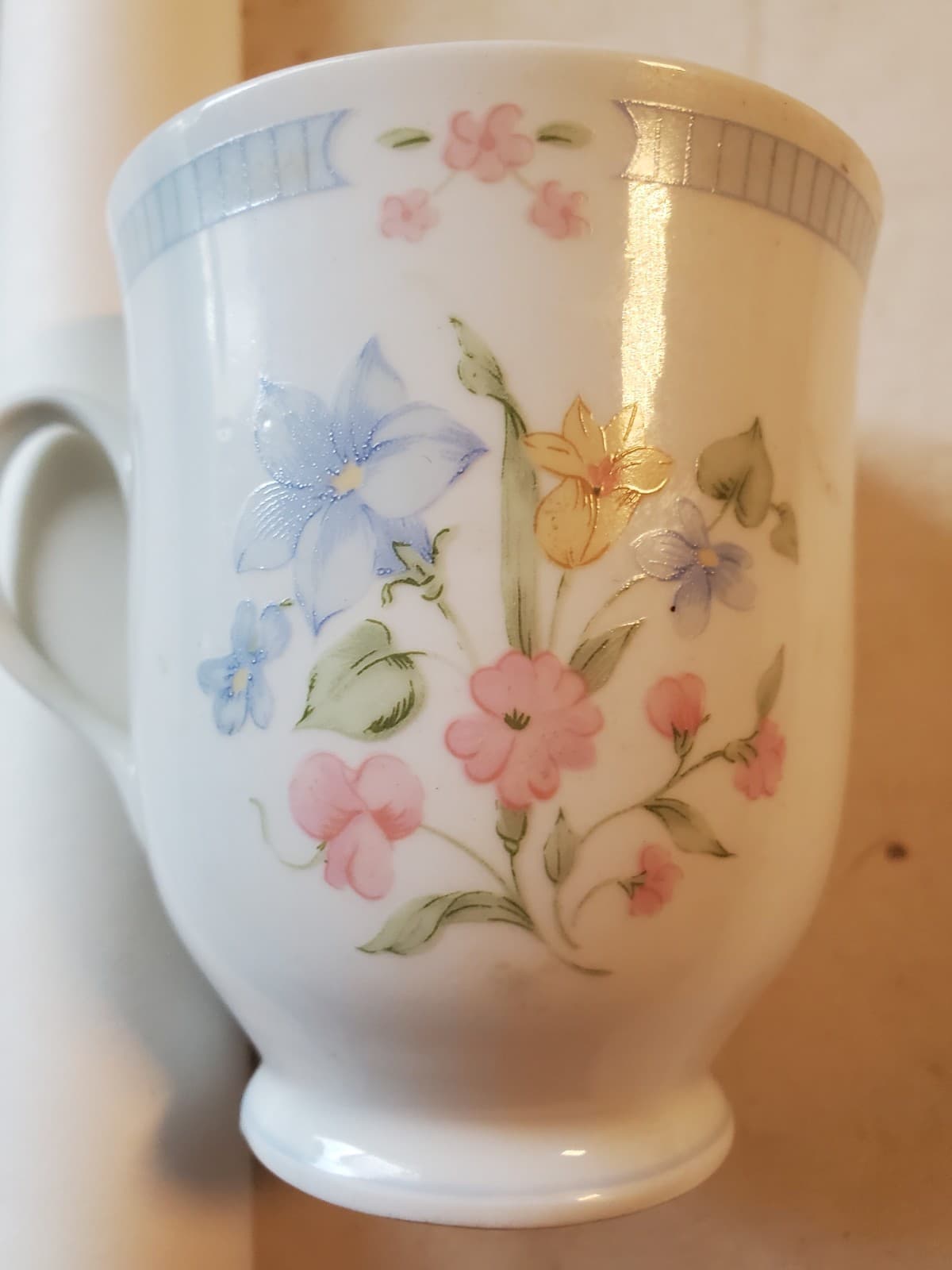 Vintage Set of 2 Garden Bouquet By Excel Porcelain China Tea Cup Floral Pattern - Thumbnail 4