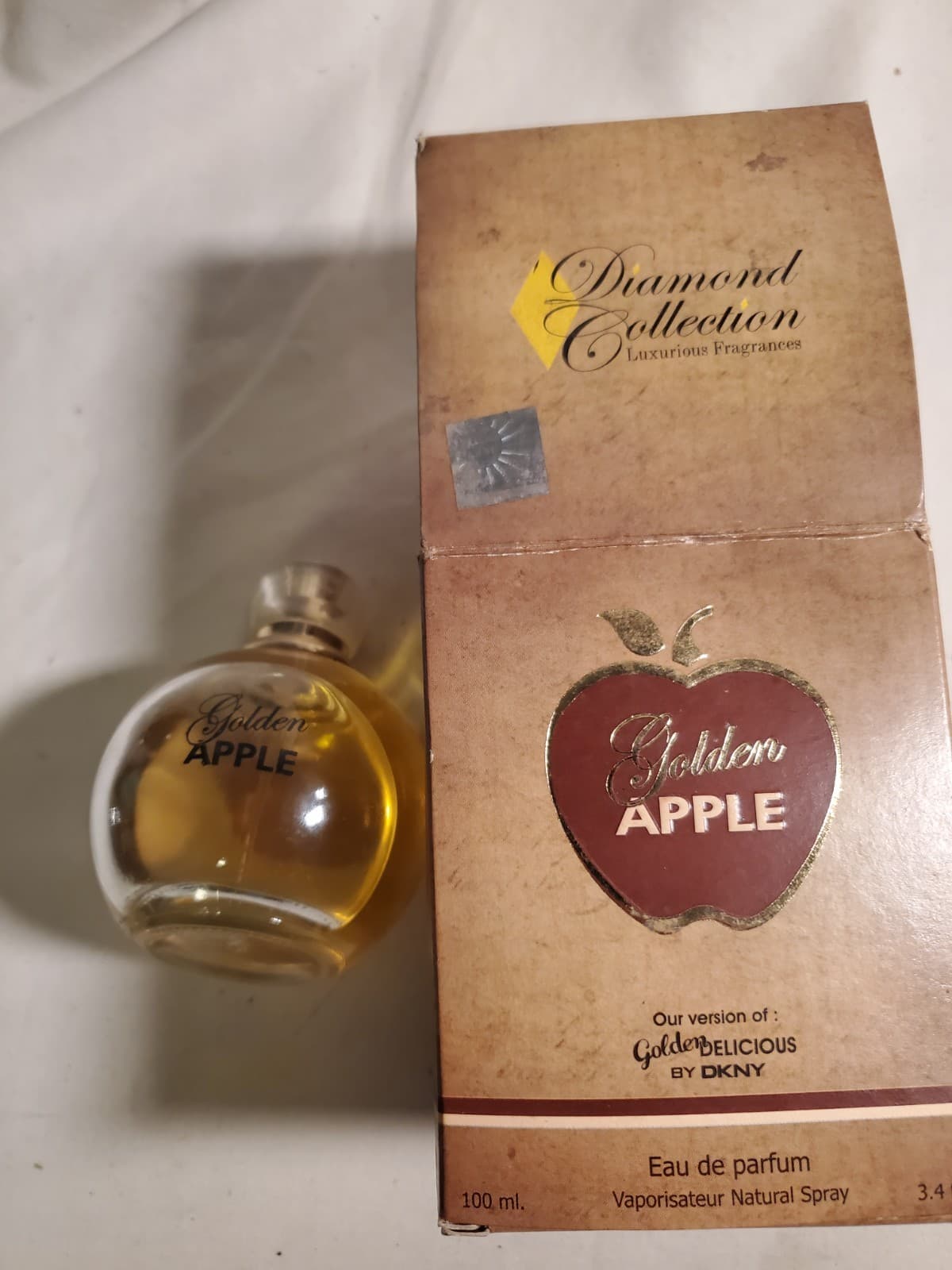 Vintage Golden Apple "Our Version of Golden by DKNY" Full Bottle w/ Original Box - Thumbnail 5