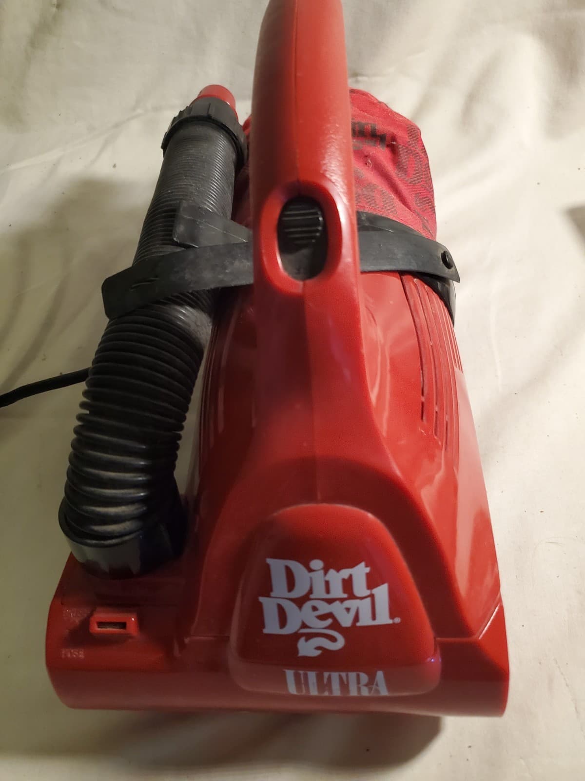Dirt Devil Ultra Handheld Vacuum Bagged Corded Electric 120V - Tested/Works