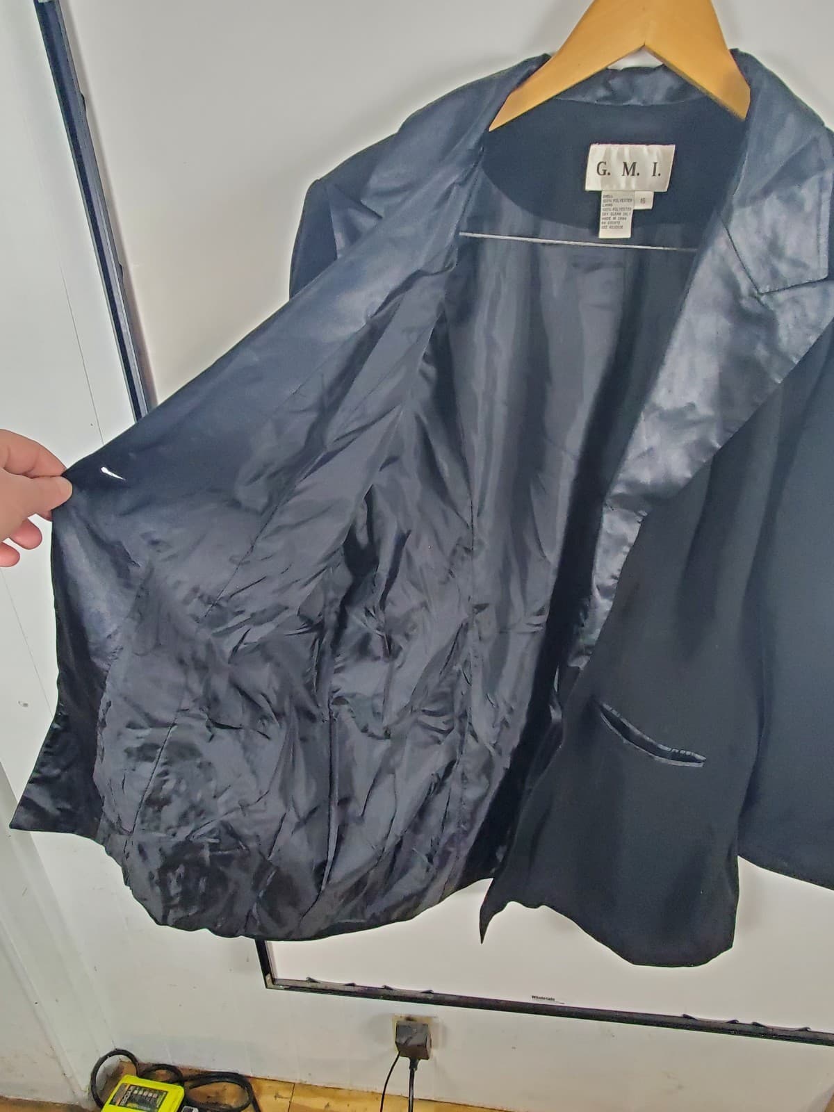 Vintage G.M.I. Women's Black Tuxedo Blazer Size 16 Satin Shawl Collar Formal - Thumbnail 7